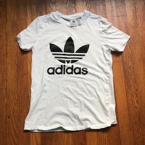 Adidas T-shirt